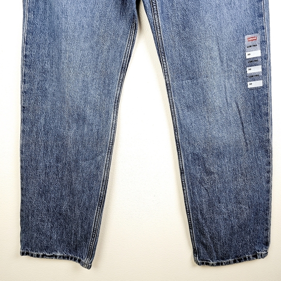 Levi's A09640002 Low Pro Straight Jeans Medium Wash NWT - Picture 8 of 14